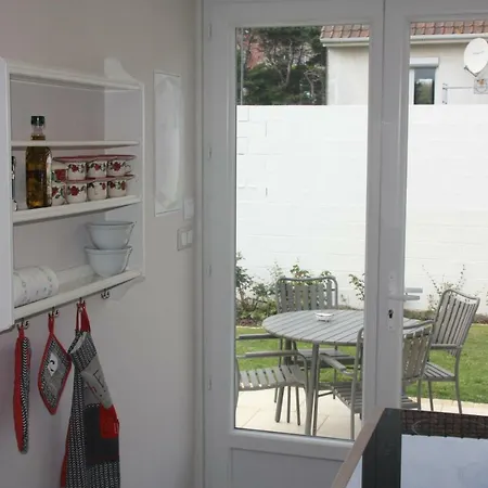 O De Caps - A 50m De La *